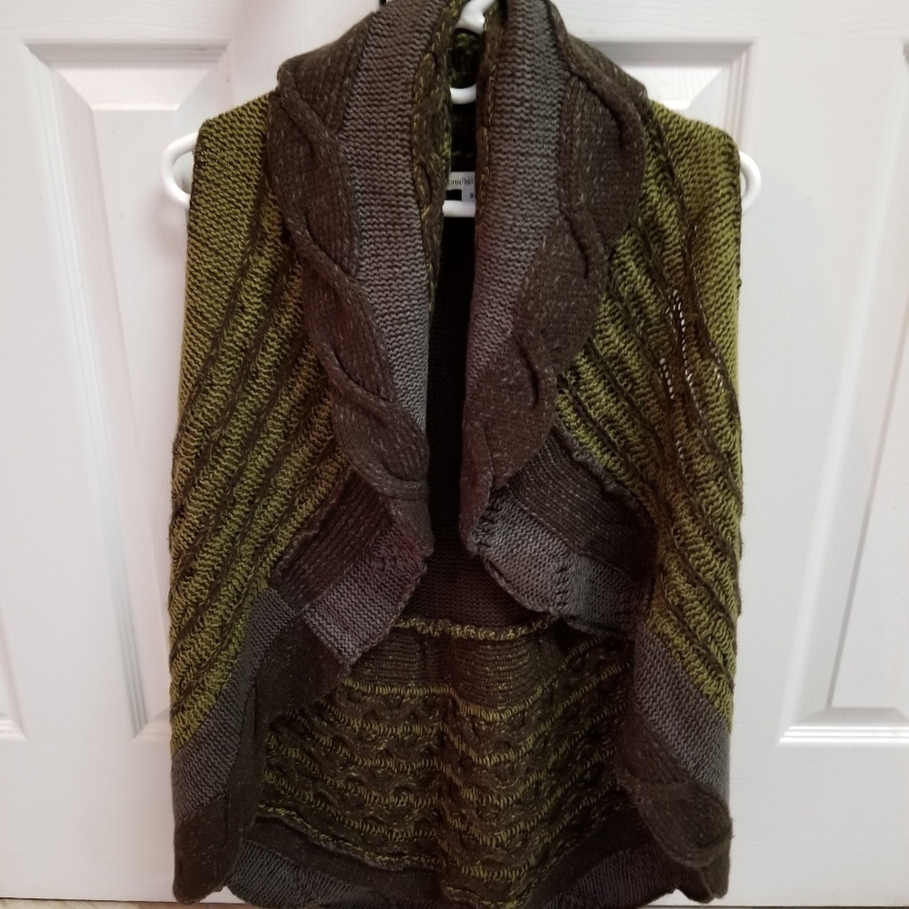 Sweater Vest